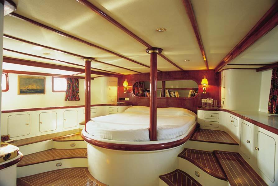 Photo #47 - Custom Motor Sailer 80' (Anemos) in Atene - 18997