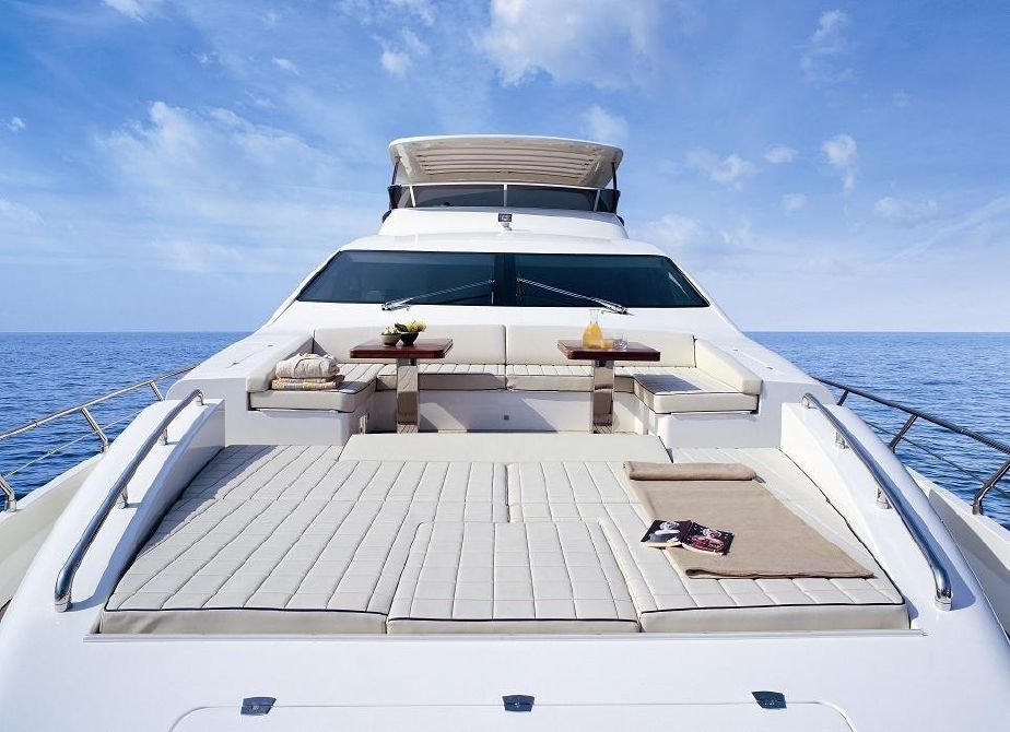 Photo #9 - Azimut 85F (La Fenice) in Corfù - 18999