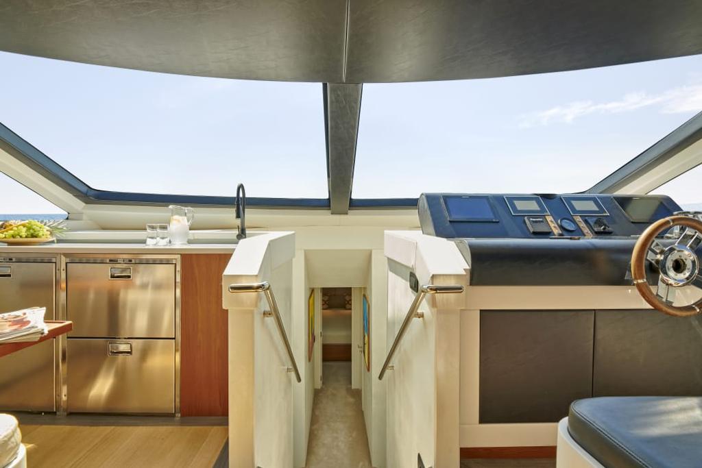 Photo #38 - Azimut 85F (La Fenice) in Corfù - 18999