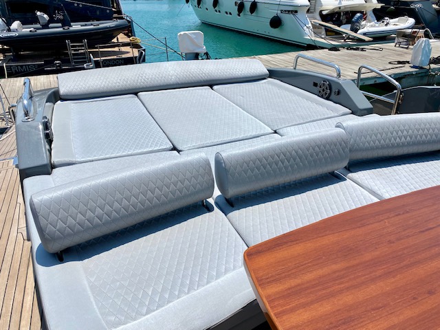 Photo #16 - Azimut 86 (Super Toy) in Korfu - 19001