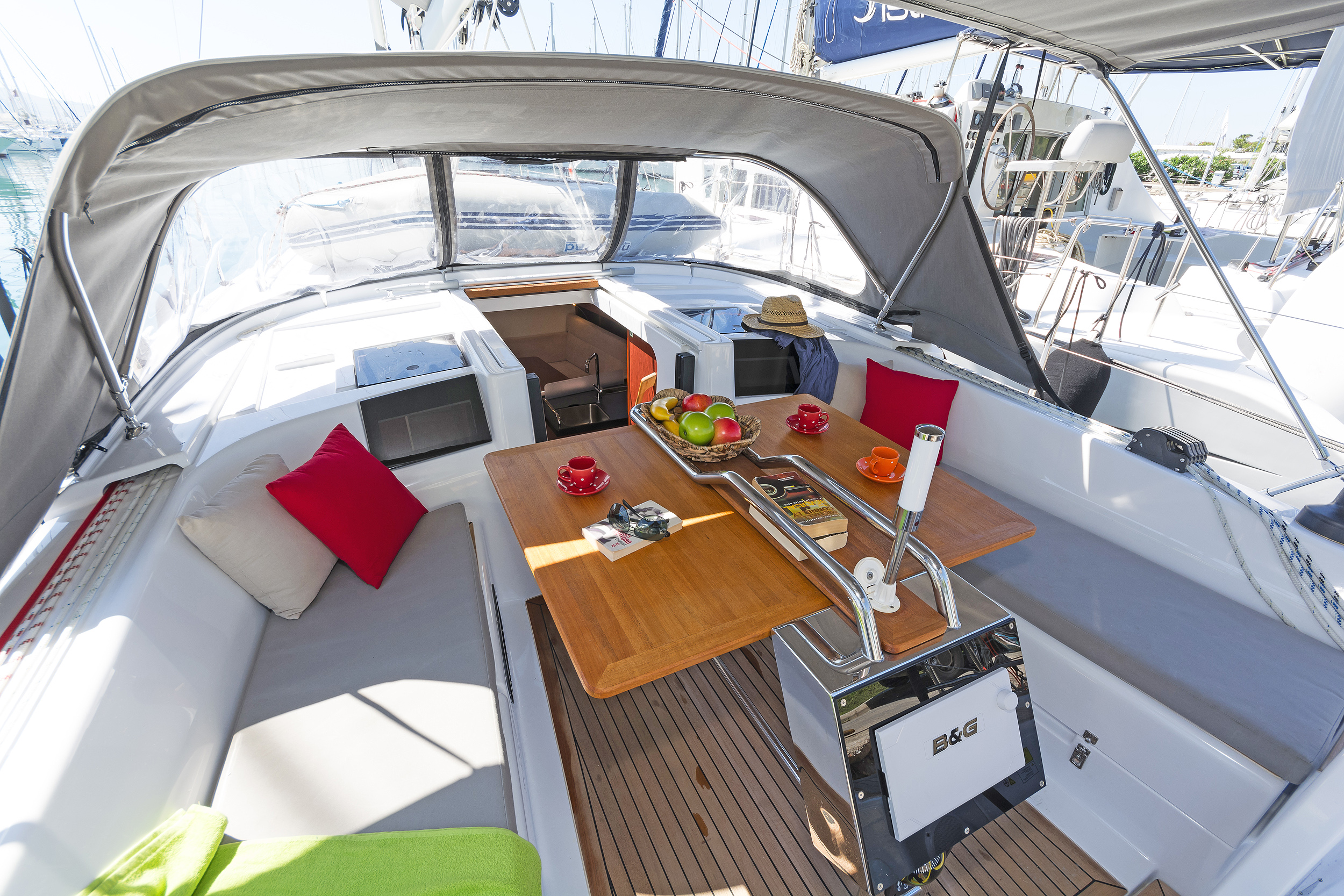 Photo #12 - Hanse 385 (Capriccio) in Lavrion - 3896