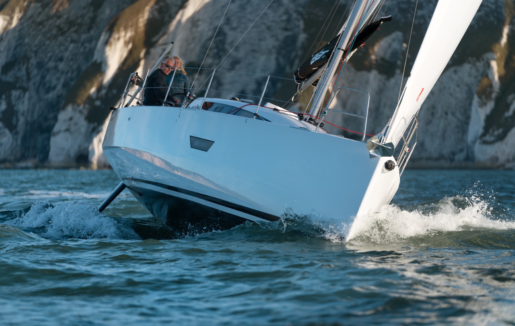Photo #16 - Elan E4 (LUNA) in Pula - 18281