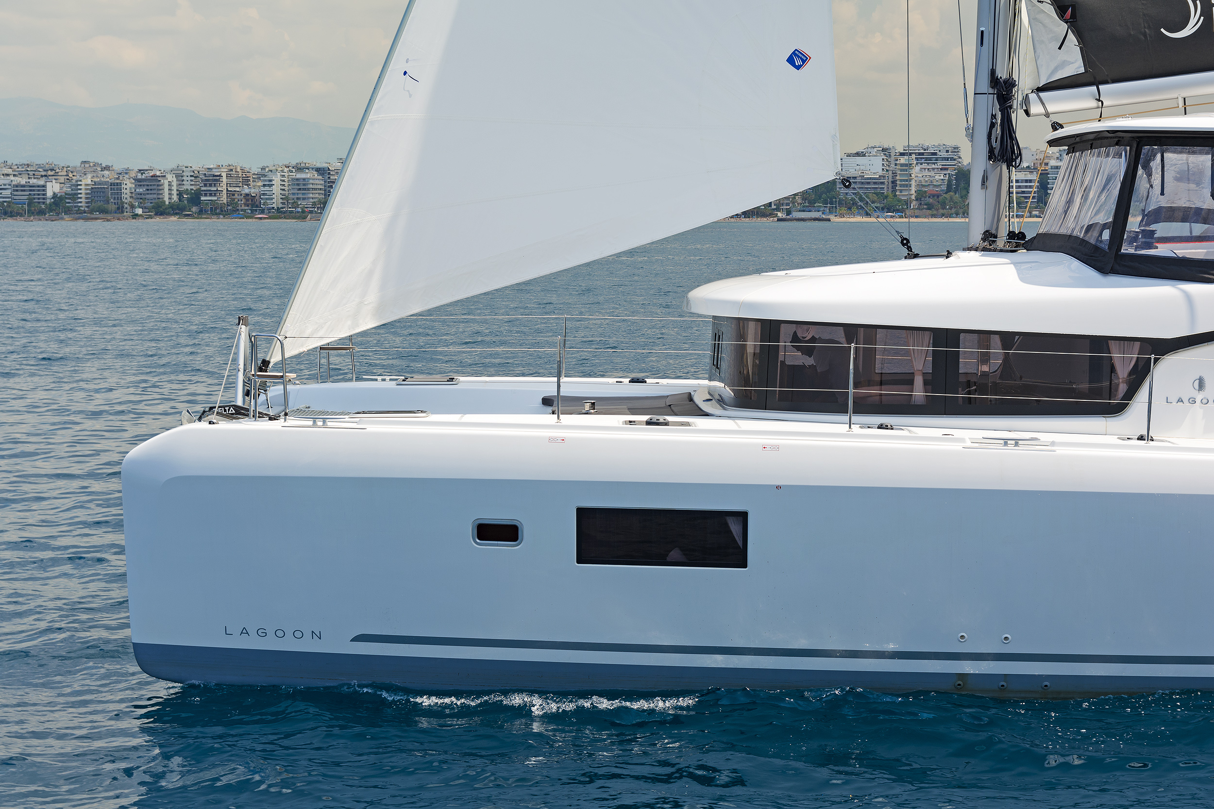 Photo #33 - Lagoon 42 & GEN (Deja Vu) in Lavrion - 6220