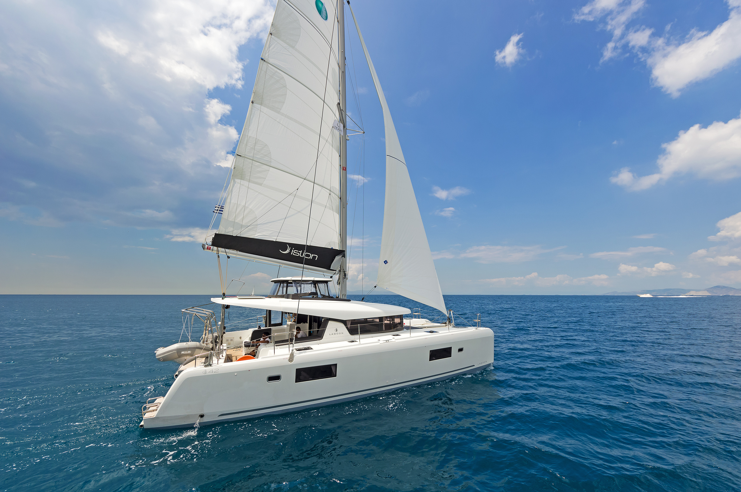 Photo #20 - Lagoon 42 & GEN (Deja Vu) in Lavrion - 6220