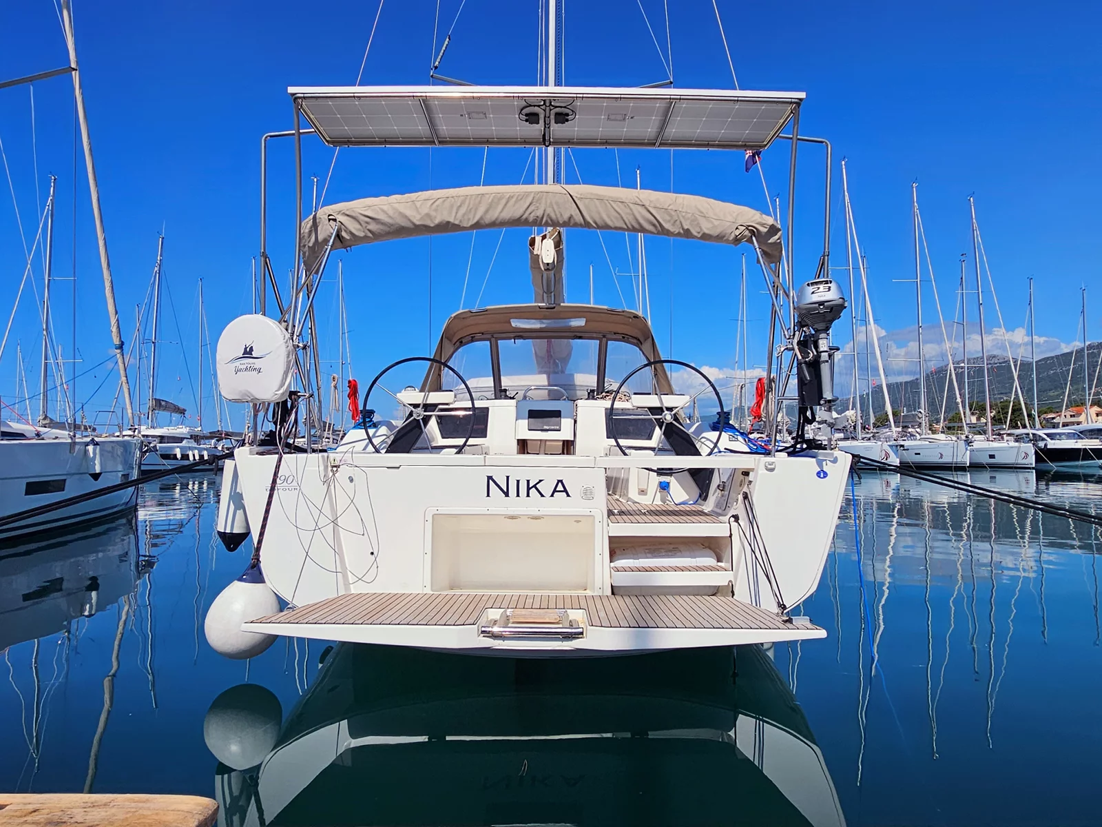Dufour 390 Grand Large (Nika) Main image - 0