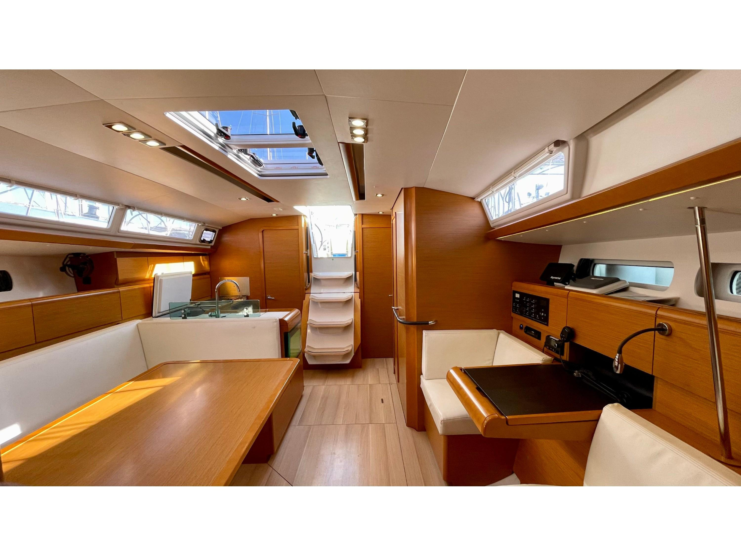 Photo #11 - Sun Odyssey 449 (Amelie (Refit 2022)) in Corfù - 16582