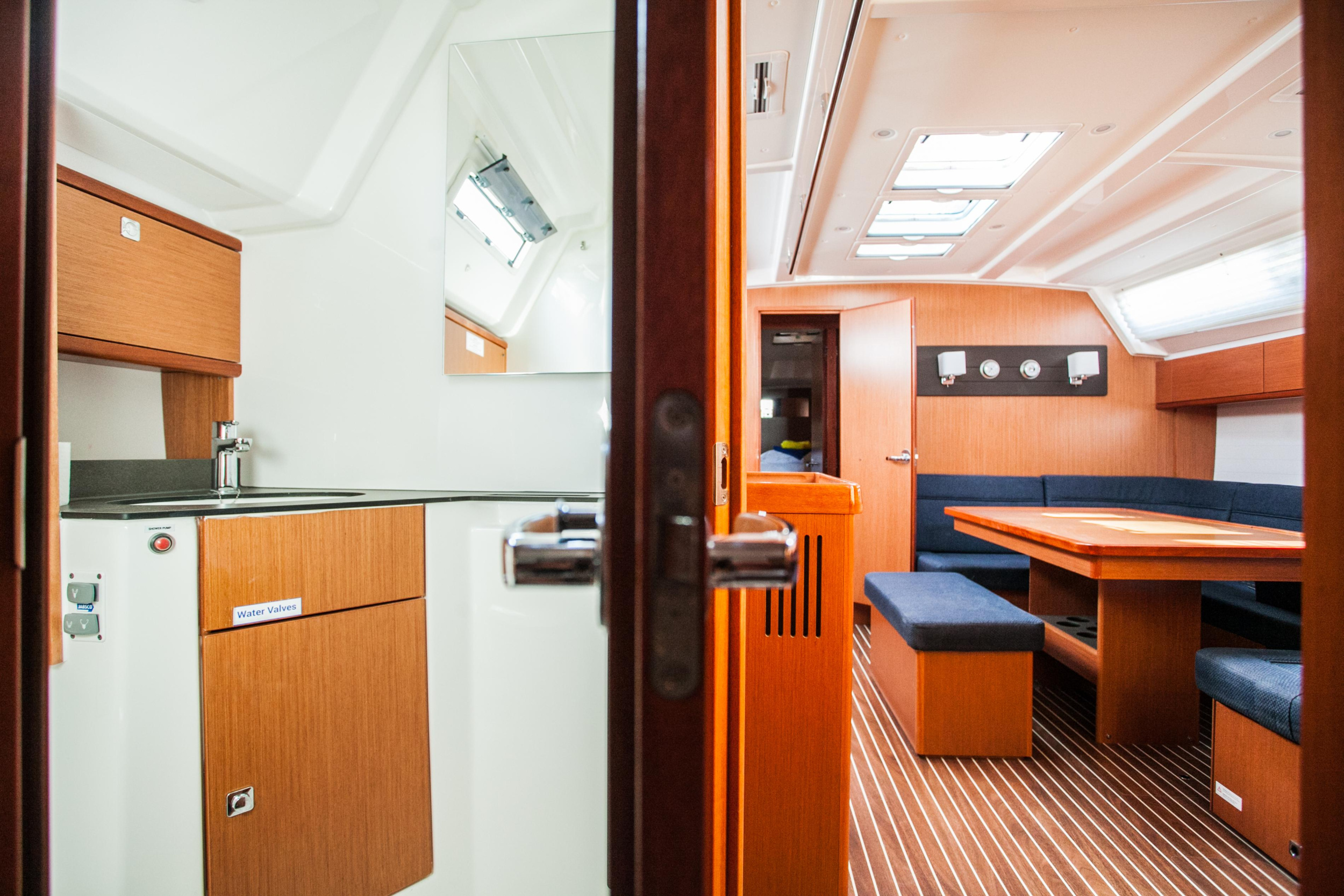 Photo #6 - Bavaria Cruiser 46 (Lovro) in Trogir - 25776
