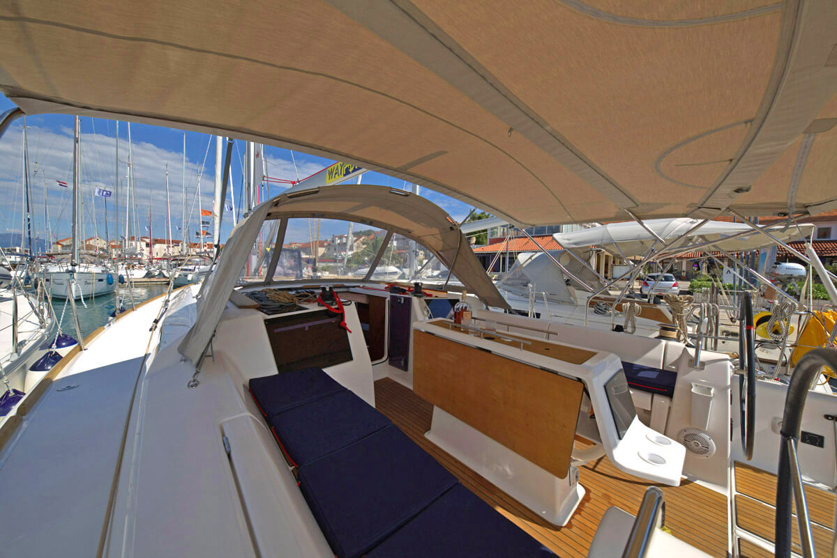 Photo #4 - Dufour 412 Grand large (Matul) in Trogir - 8369