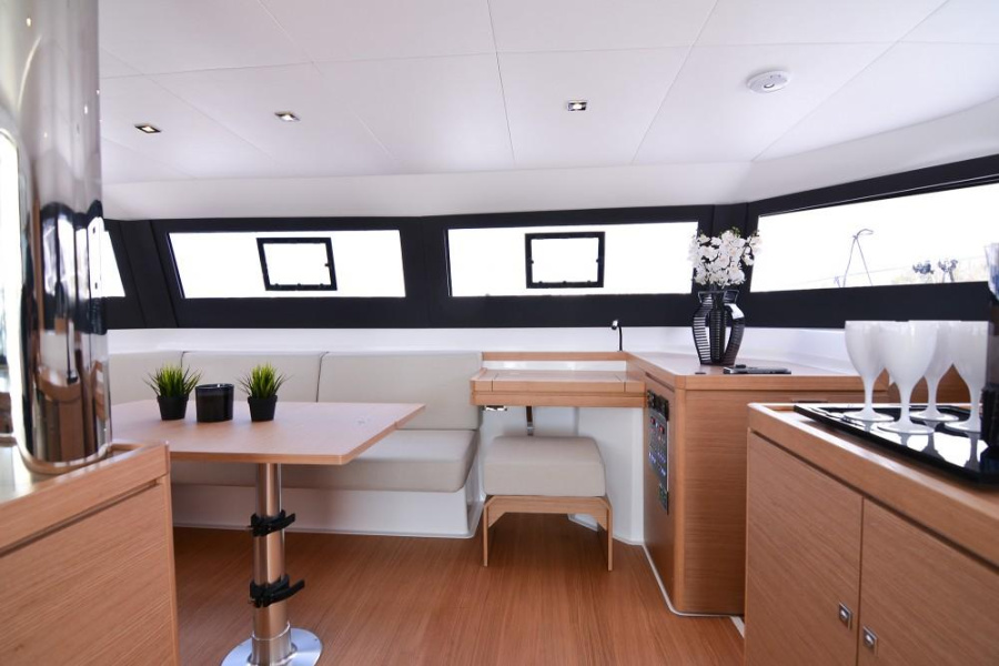 Photo #18 - Dufour Catamaran 48 (Frida) in Capo d'Orlando - 17894
