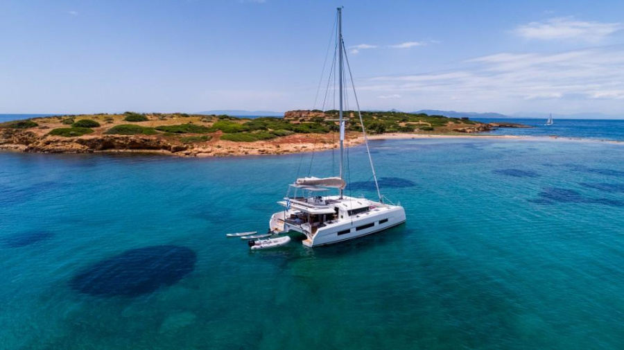 Photo #11 - Dufour Catamaran 48 (Frida) in Capo d'Orlando - 17894