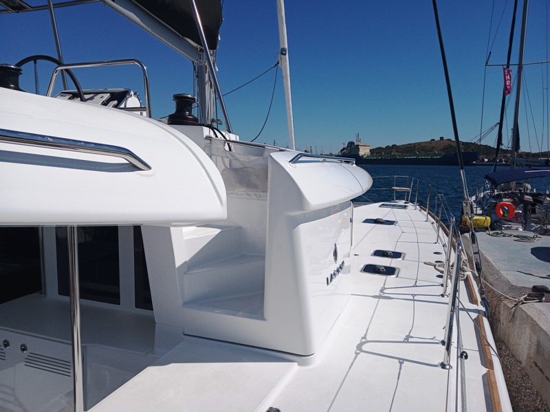 Photo #9 - Lagoon 450 Flybridge (Golden Dream) in Lavrion - 8206