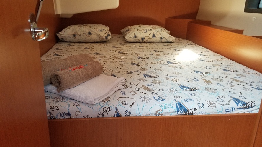 Photo #7 - Bavaria C42 (Fiesta) in Fethiye - 14465