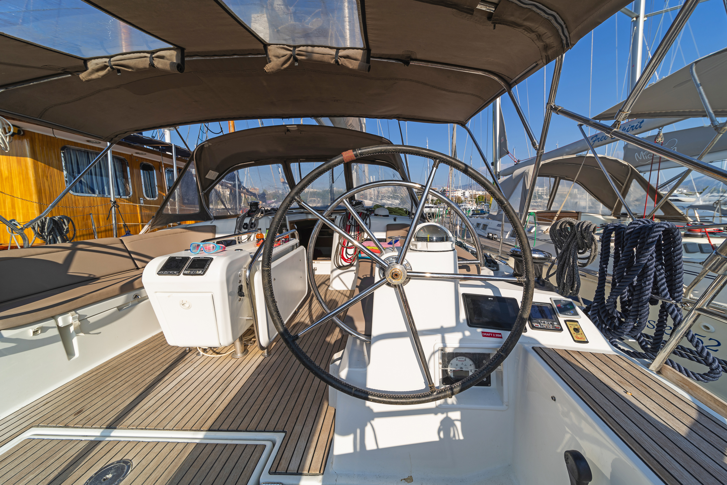 Photo #11 - Sun Odyssey 519 & GEN (Eva) in Paros - 4062