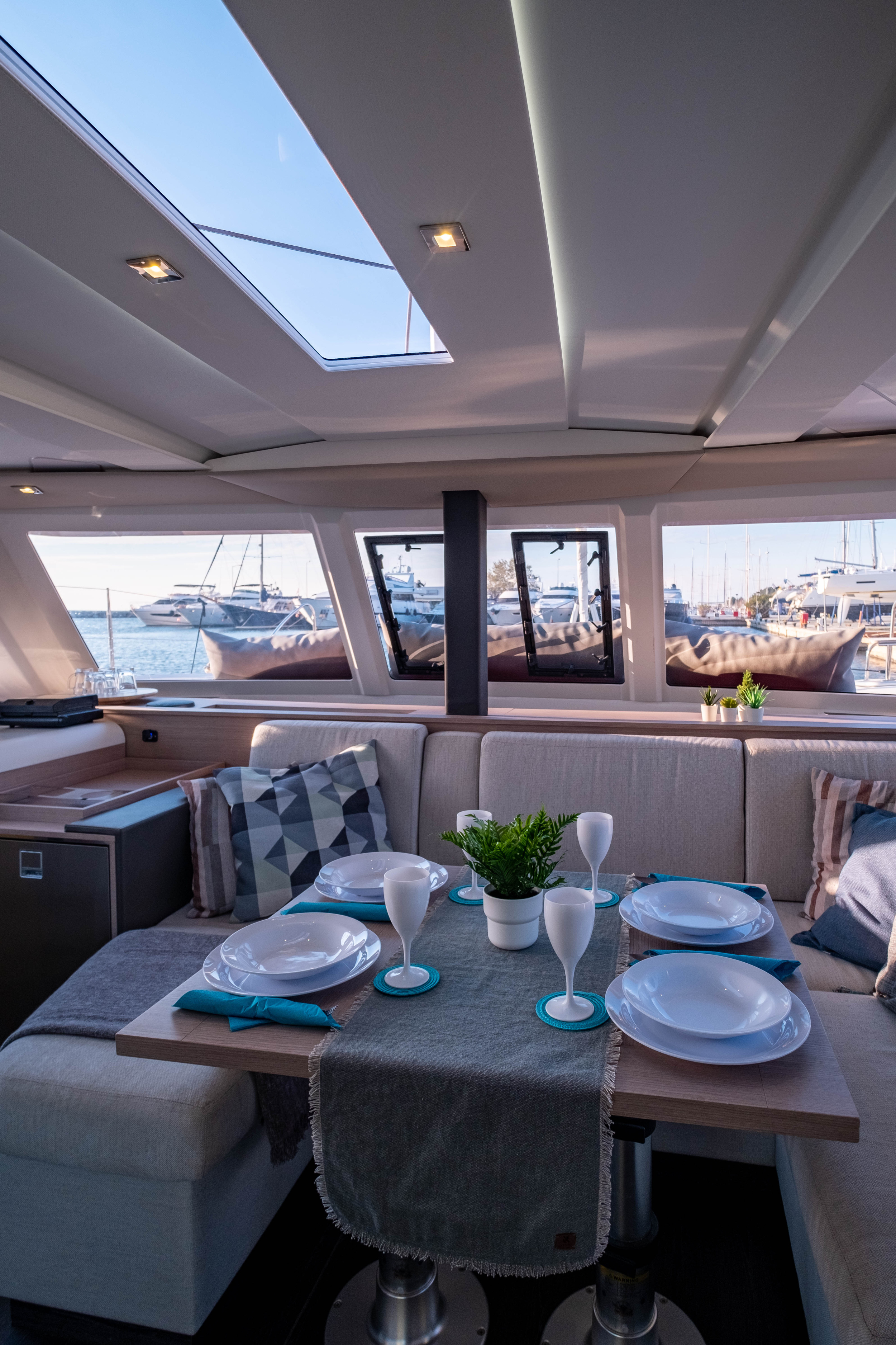 Photo #15 - Fountaine Pajot Isla 40 (Artemis) in Lefkada - 19077