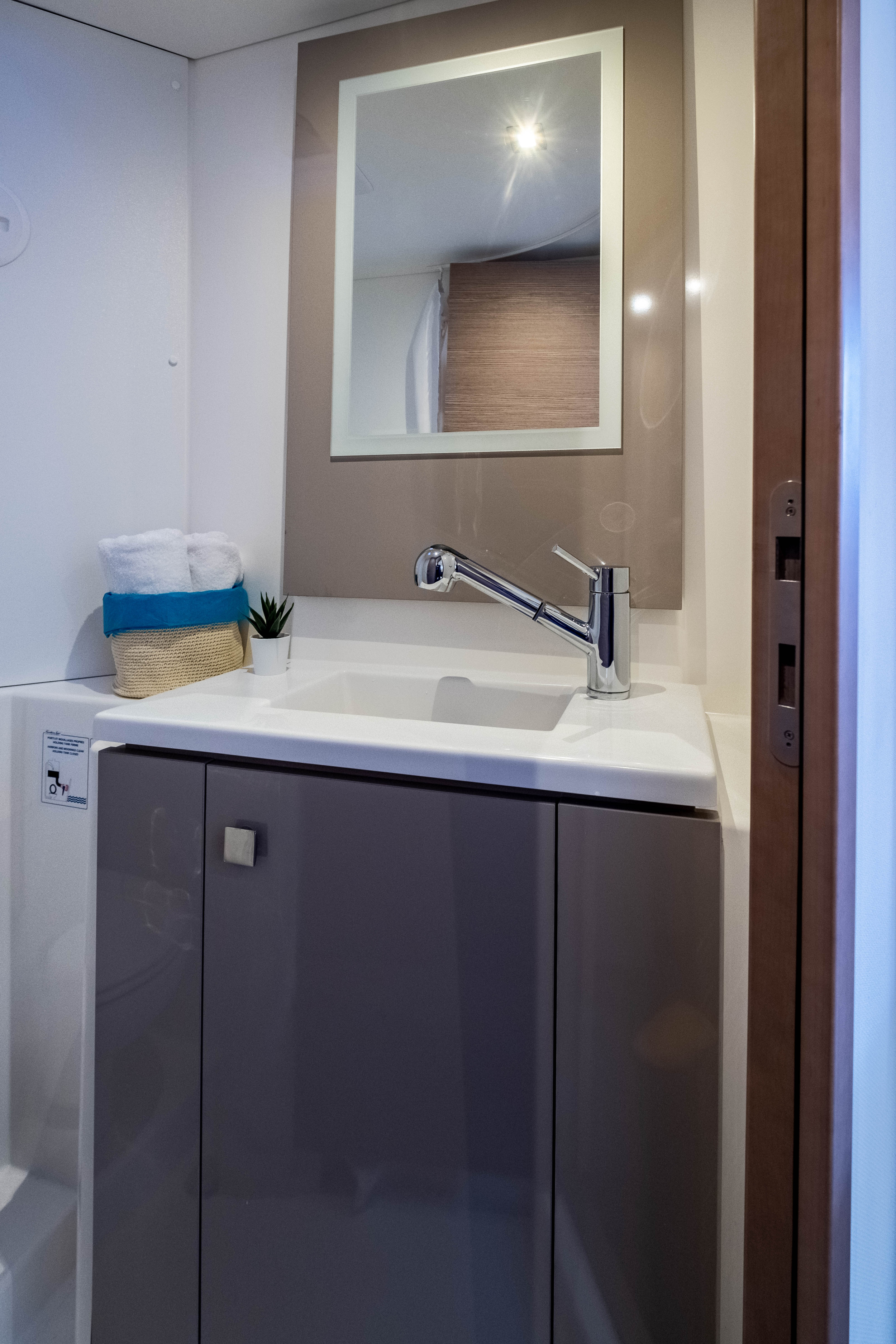 Photo #27 - Fountaine Pajot Isla 40 (Artemis) in Lefkada - 19077