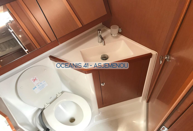 Photo #8 - Oceanis 41 (Asjemenou) en Corfú - 19069