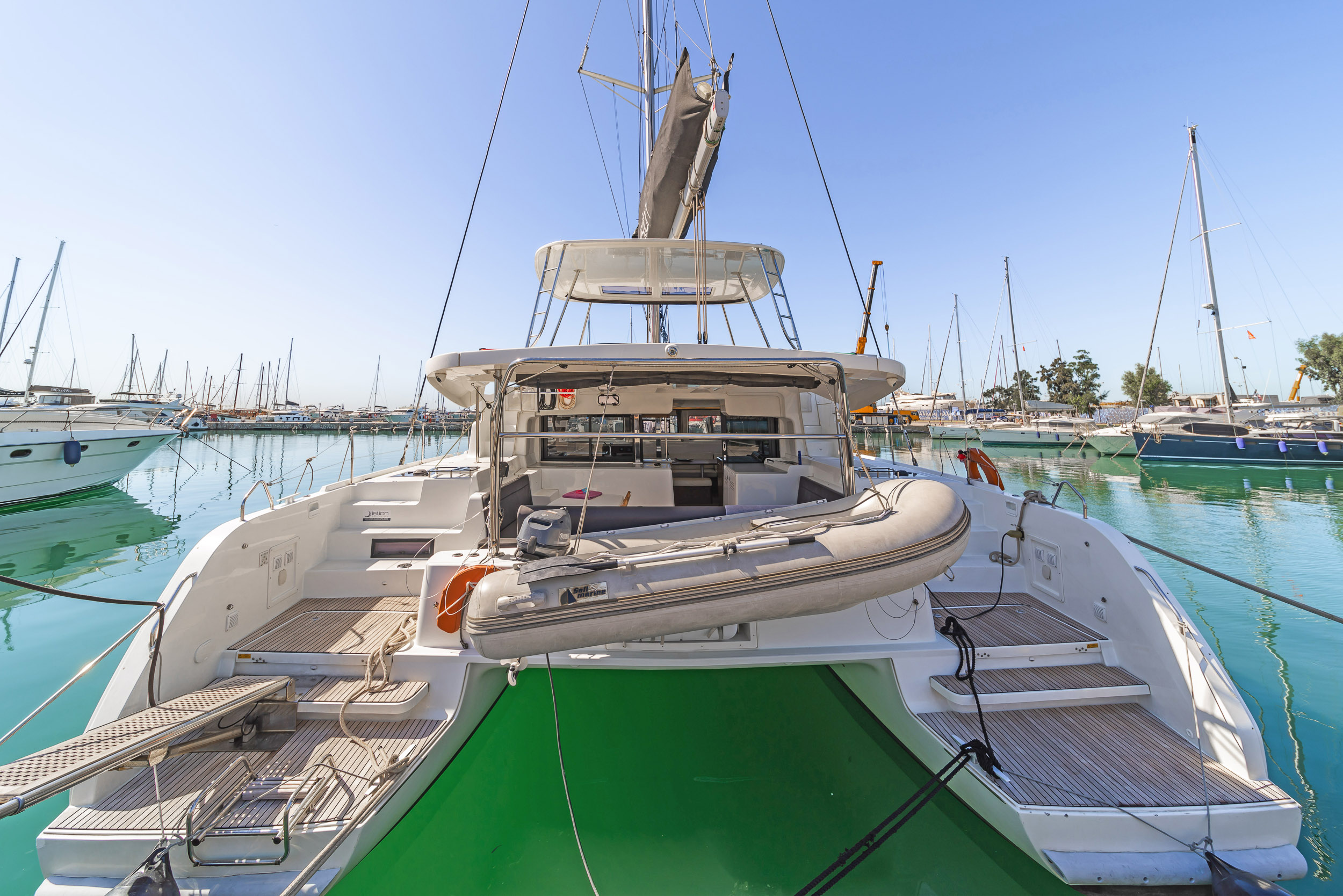 Photo #7 - Lagoon 46 & GEN & WM (Harmony) en Lavrion - 11365