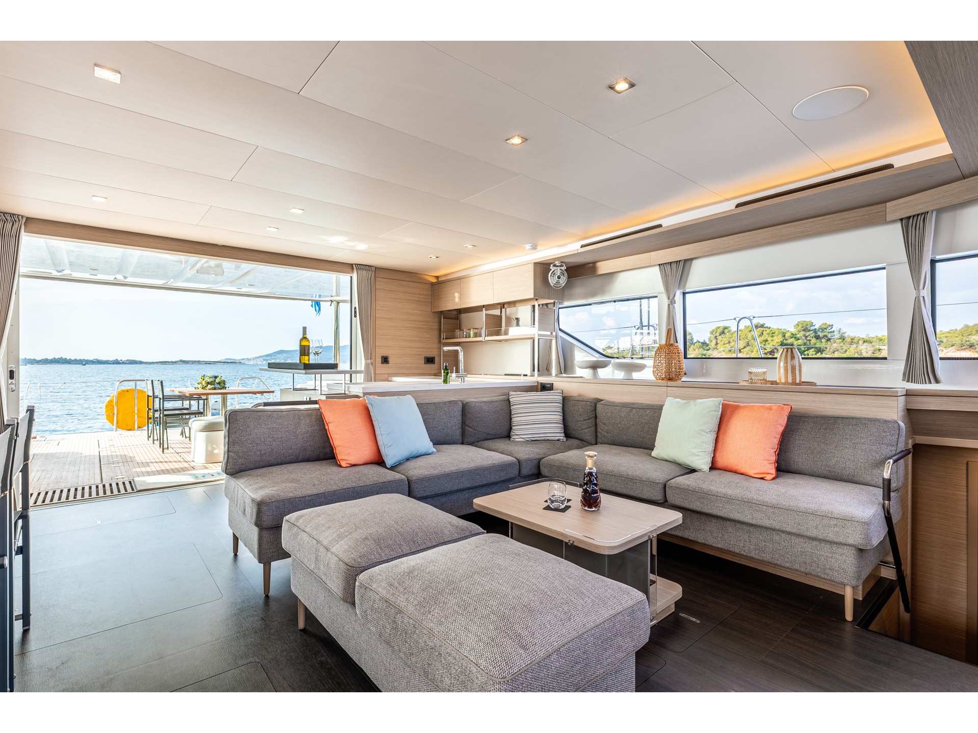 Photo #5 - Lagoon 60 (SUNNY DREAM (Fully Crewed)) en Porto Heli - 18177