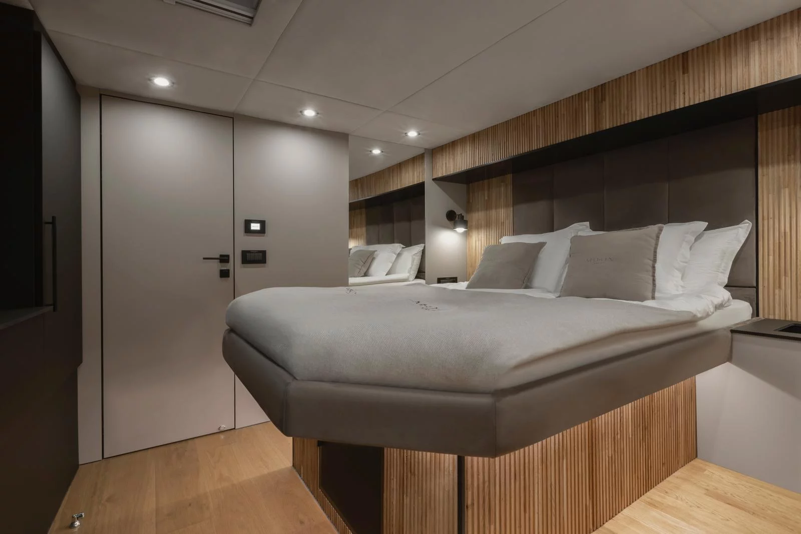 Moon Yacht 60 (Moonlight)  - 15