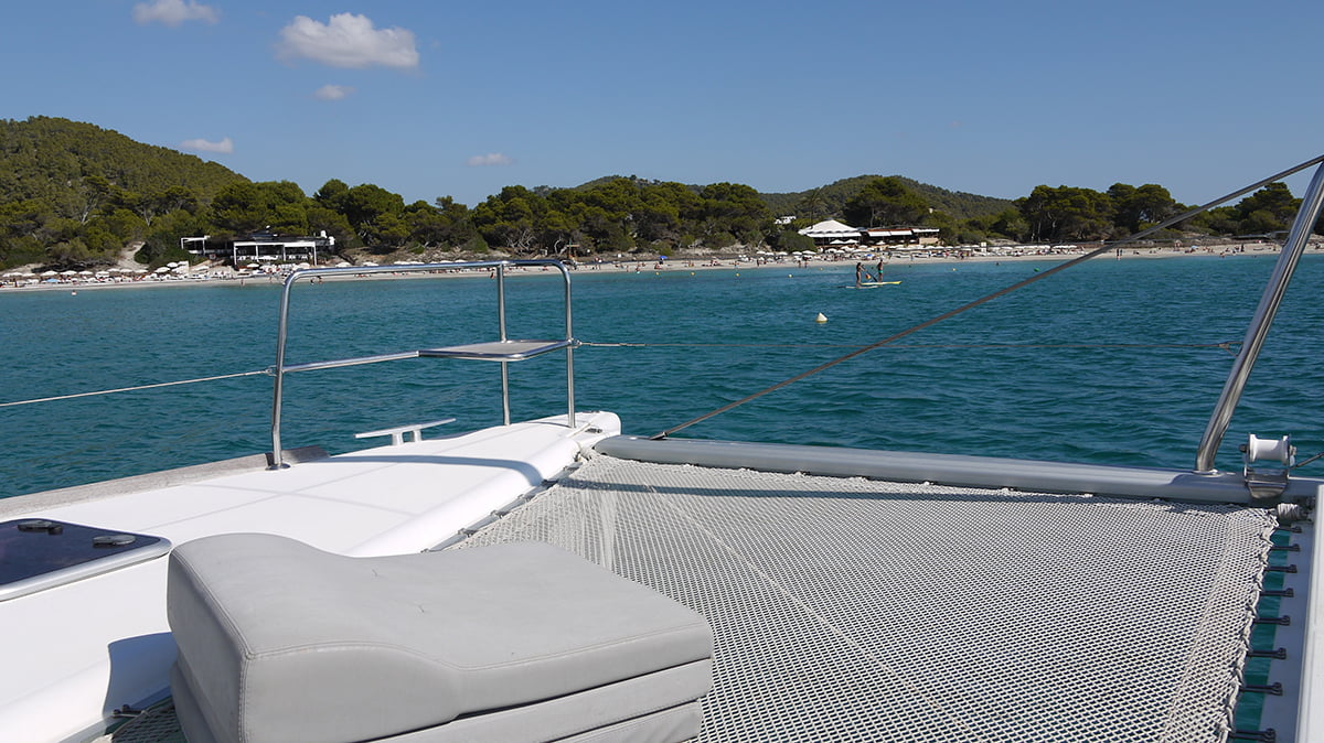 Photo #7 - Lagoon 440 (Atlantis) in Santa Eulalia del Rio - 19176
