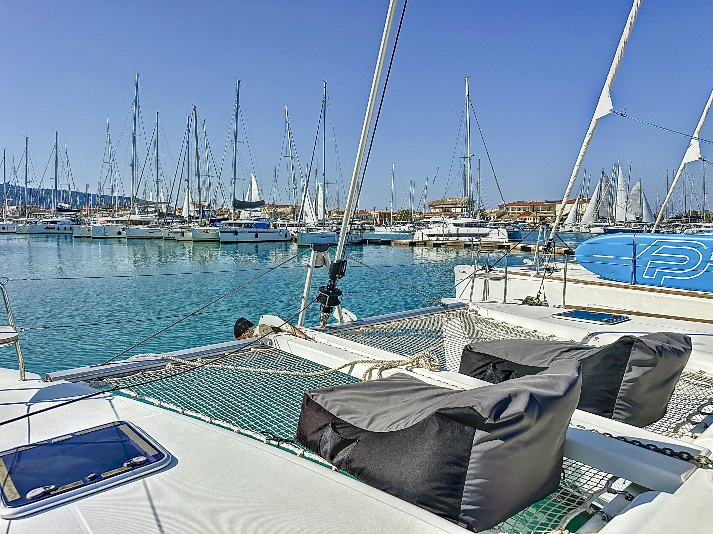Photo #17 - Lagoon 400 S2 (IRIS) in Lefkada - 18467