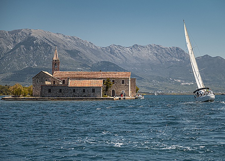 Photo #13 - Bavaria Cruiser 46 (Altair) in Kotor - 17222