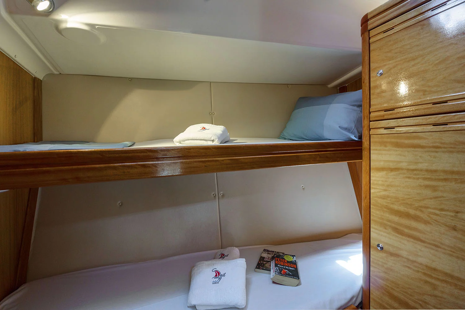 Bavaria 46 Cruiser (La Luna)  - 16