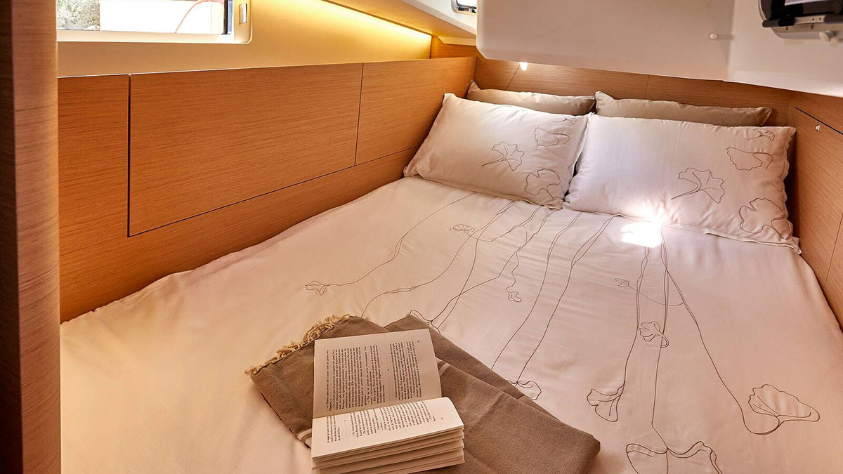 Photo #4 - Sun Odyssey 410 () in Rodney Bay Marina - 18139