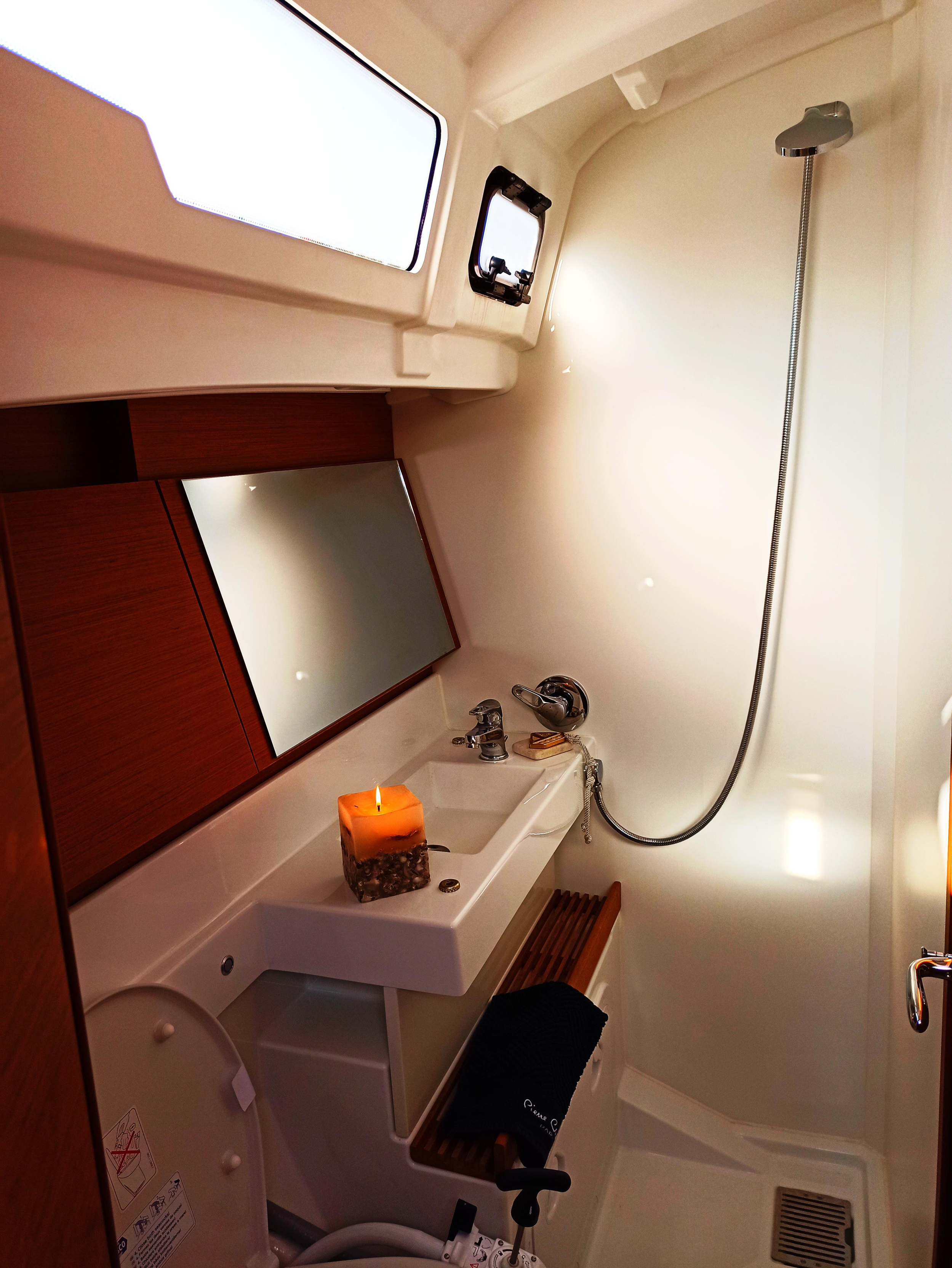 Photo #9 - Sun Odyssey 490 (Adamastos) in Preveza - 18254