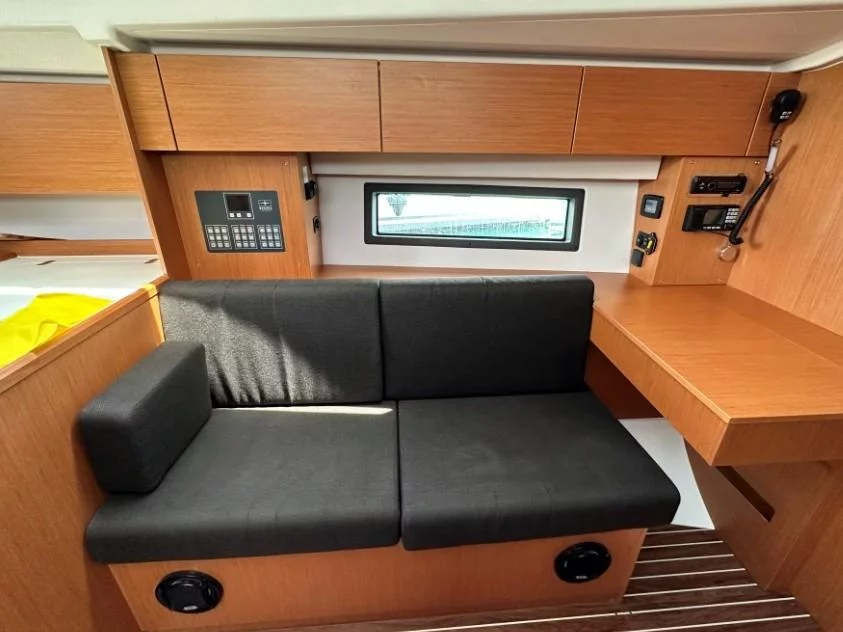 Bavaria C 42 (BavariaC42_1) Interior image - 5