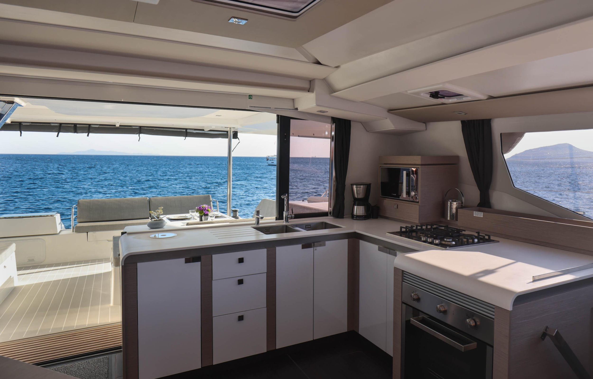 Photo #20 - Fountaine Pajot 47 TANNA LUX (GEN, AC, WATERMAKER) (AQUARELLA) en Lavrion - 15744