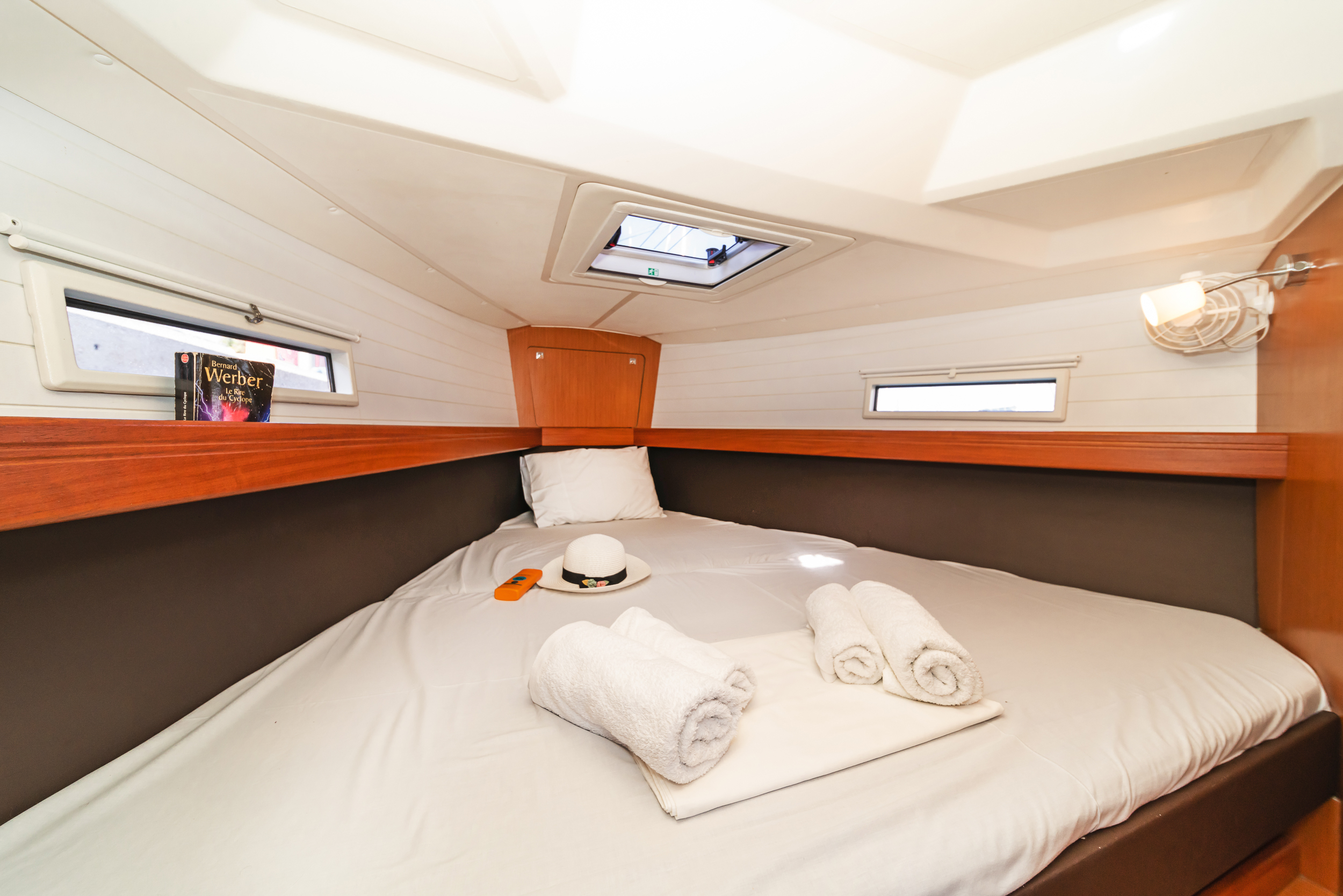 Photo #5 - Bavaria Cruiser 41 (Forkys) in Rodi - 10895