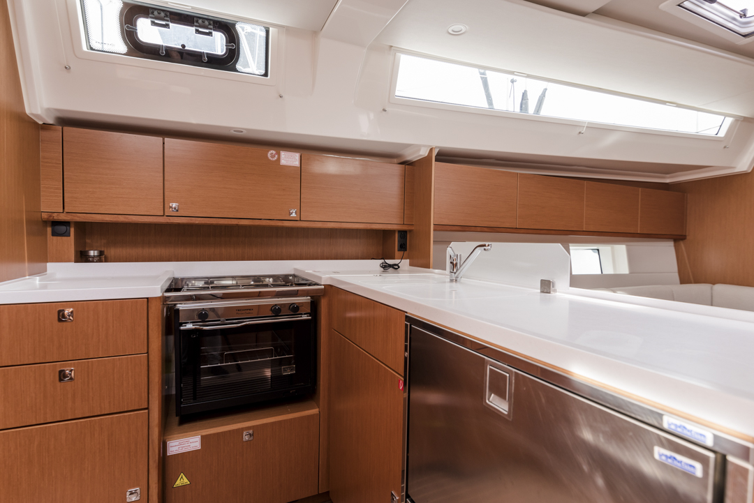 Photo #8 - Bavaria C45 (Midas) in Athen - 9796