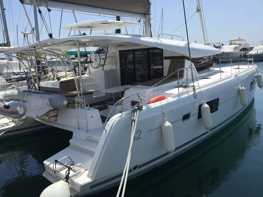 Lagoon 42 (Iris II)  - 11