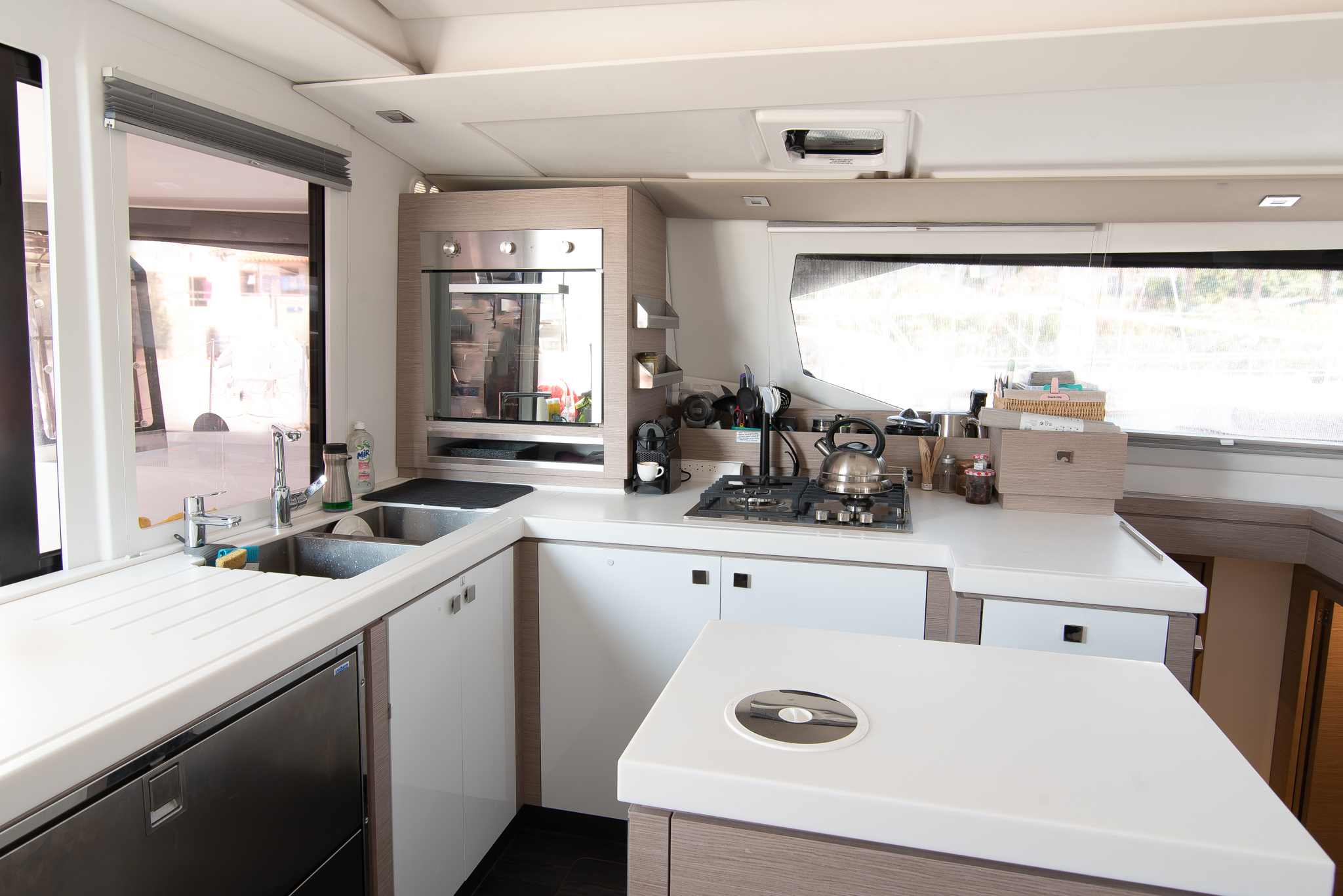 Photo #4 - Fountaine Pajot - Saona 47 (Crewed "Alegria") in Pylos - 13417