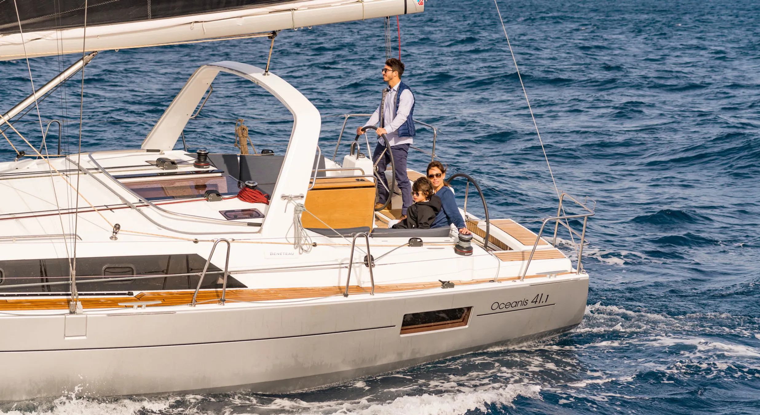 Photo #6 - Oceanis 41.1 (Blue Hop) in Port Grimaud Sam - 19430