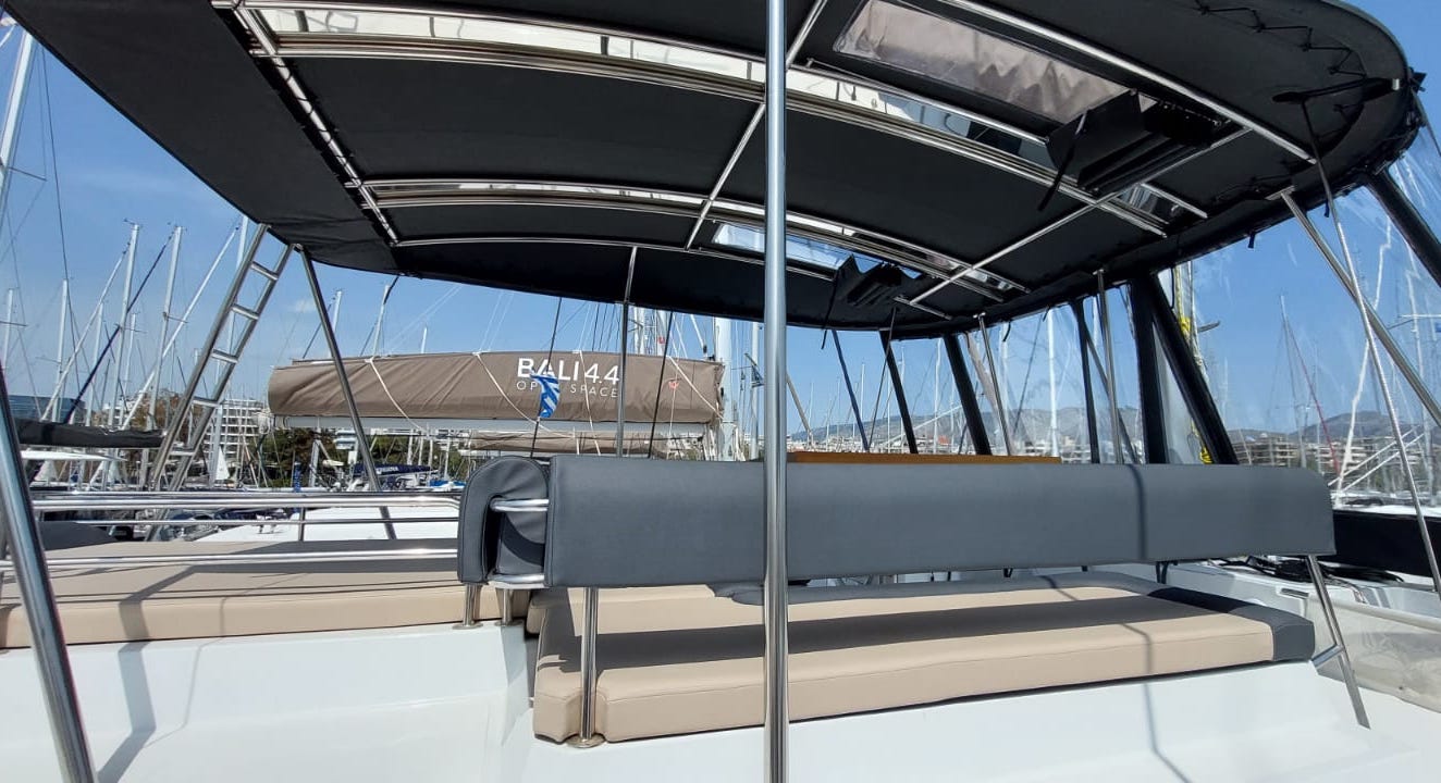 Photo #27 - Bali 4.6 (Poseidon) en Athènes - 17397