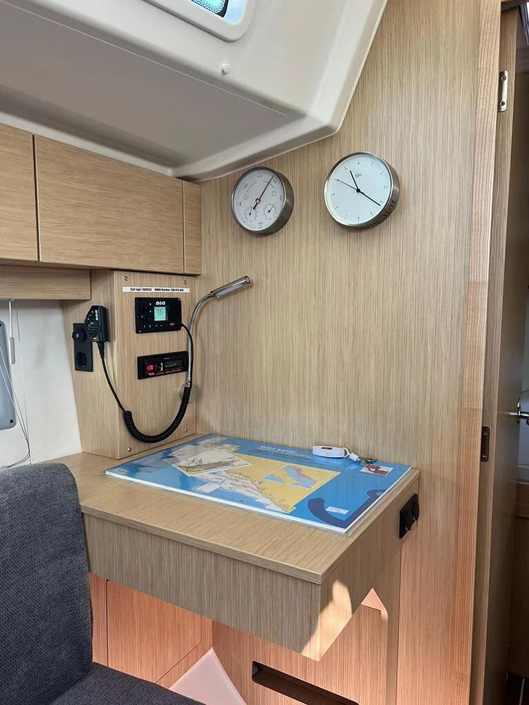 Bavaria C38 (Moya)  - 4