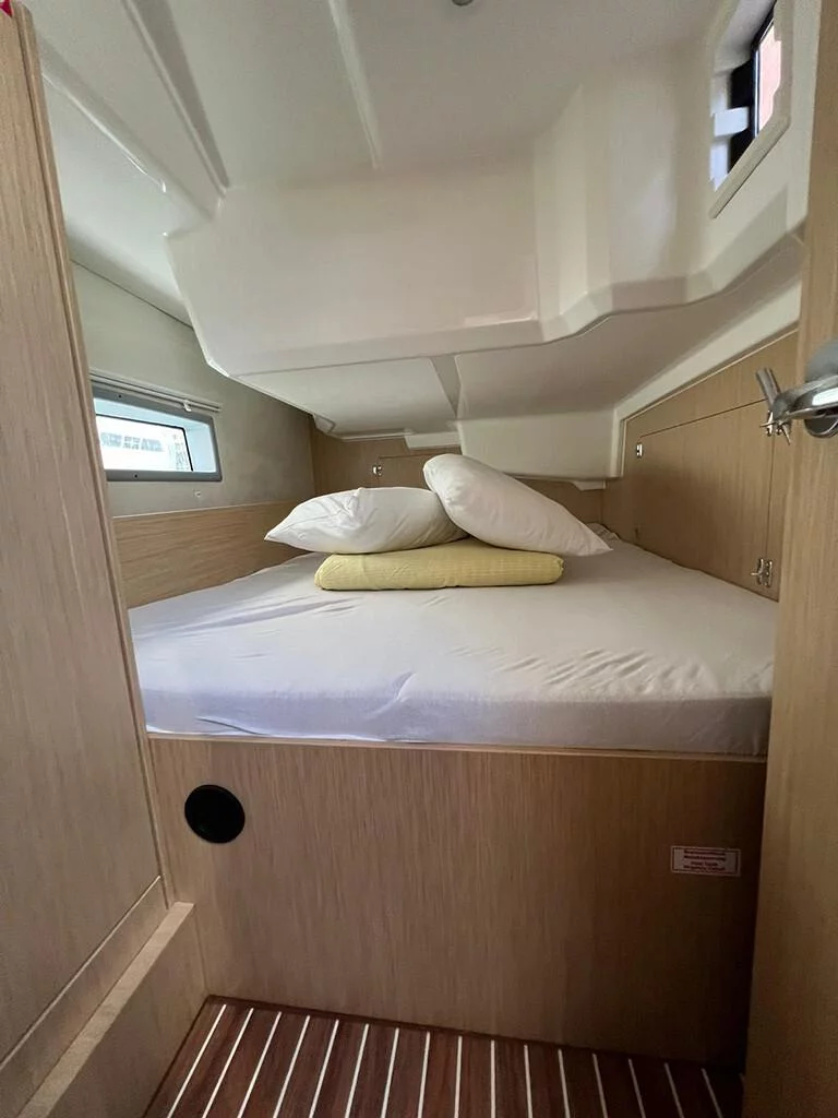 Bavaria C38 (Moya)  - 2