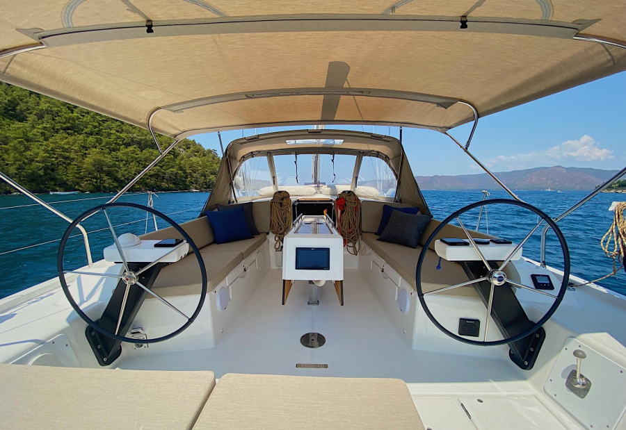 Photo #11 - Dufour 430 (3 cab) (Chopin) in Gocek - 19490