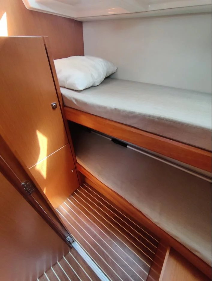 Bavaria C 45 Cruiser-5 cabin (BavariaC45_1)  - 13