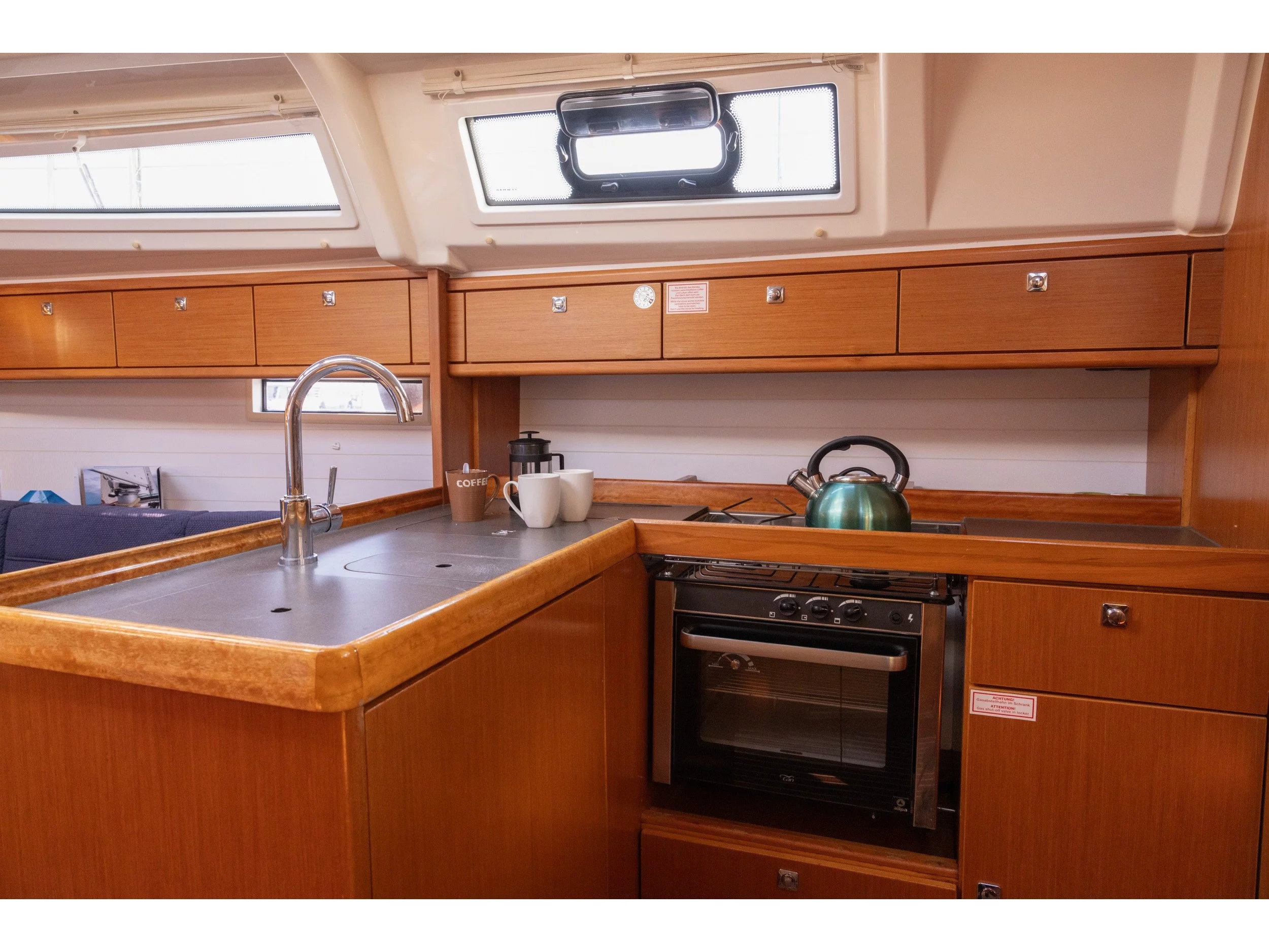 Bavaria Cruiser 37 (BavariaCR37_1) Interior image - 4