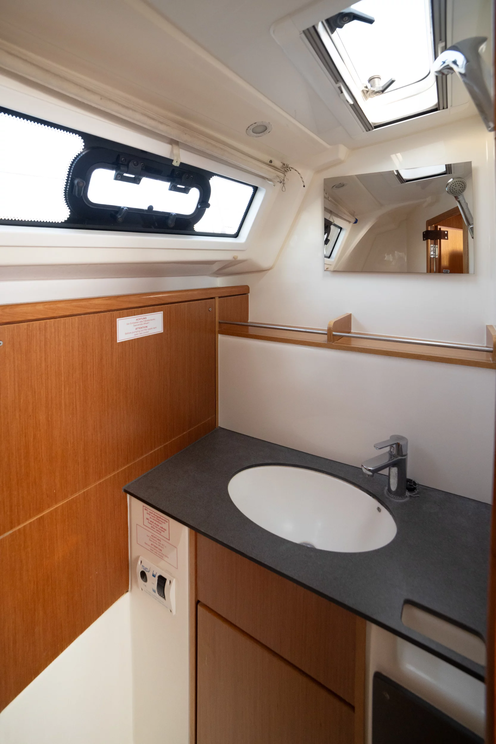 Bavaria Cruiser 37 (BavariaCR37_1)  - 5