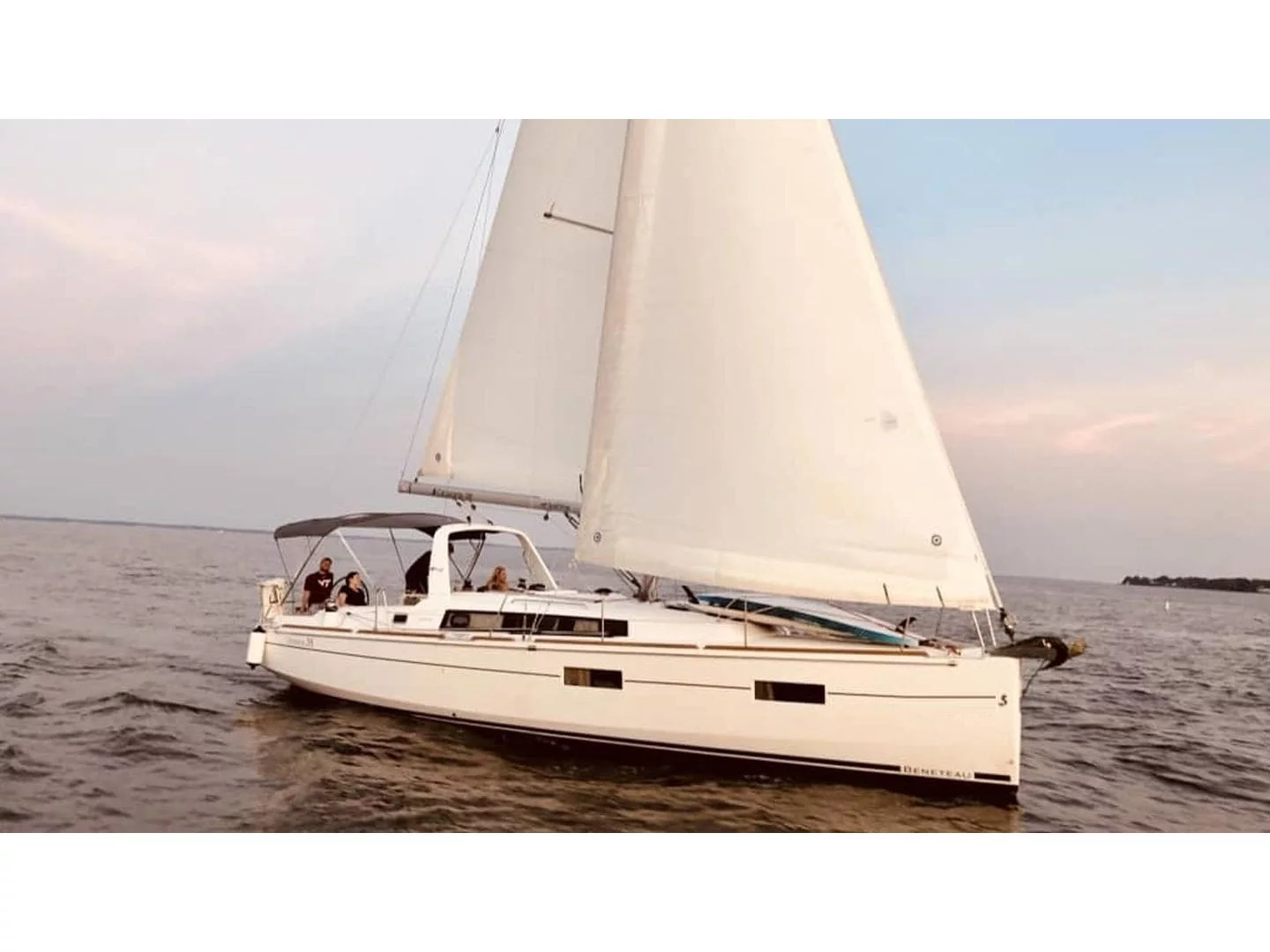 Oceanis 38.1 (Oceanis38.1_2) Main image - 0