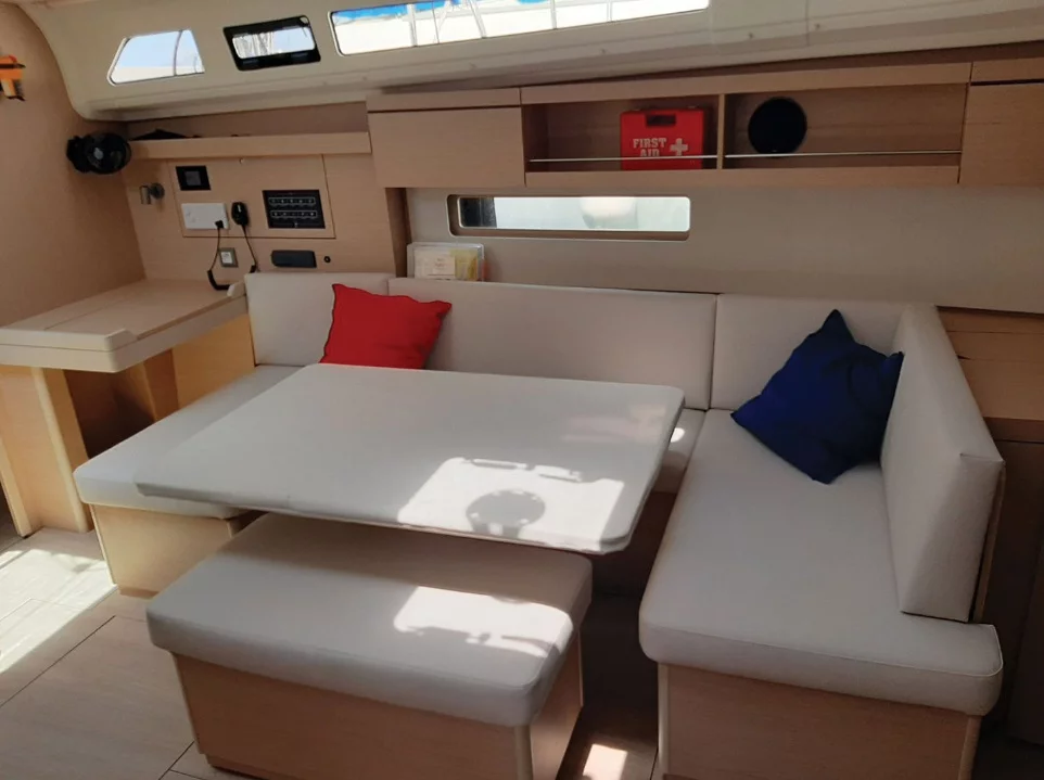 Oceanis 40.1 (4 cabins) (Oceanis40.1_1) Interior image - 8