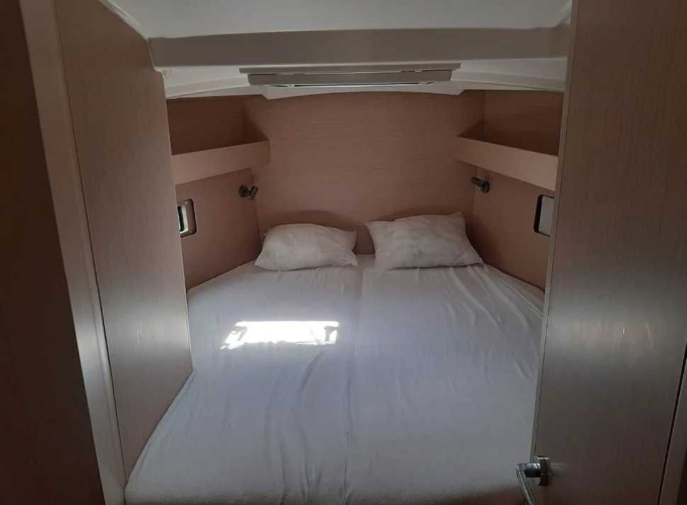 Oceanis 40.1 (4 cabins) (Oceanis40.1_1)  - 7