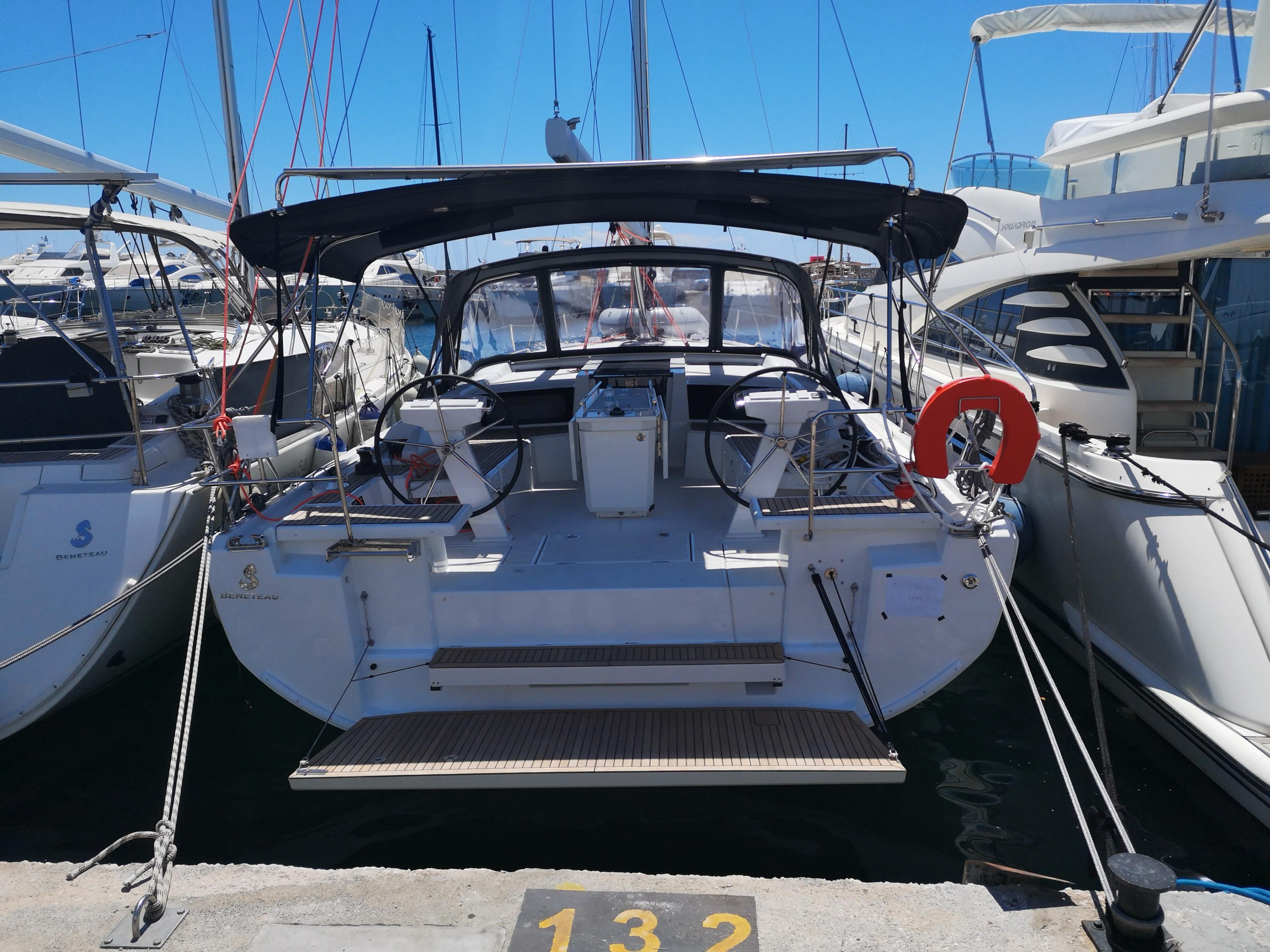 Photo #7 - Beneteau (Amalthia) in Atene - 12244