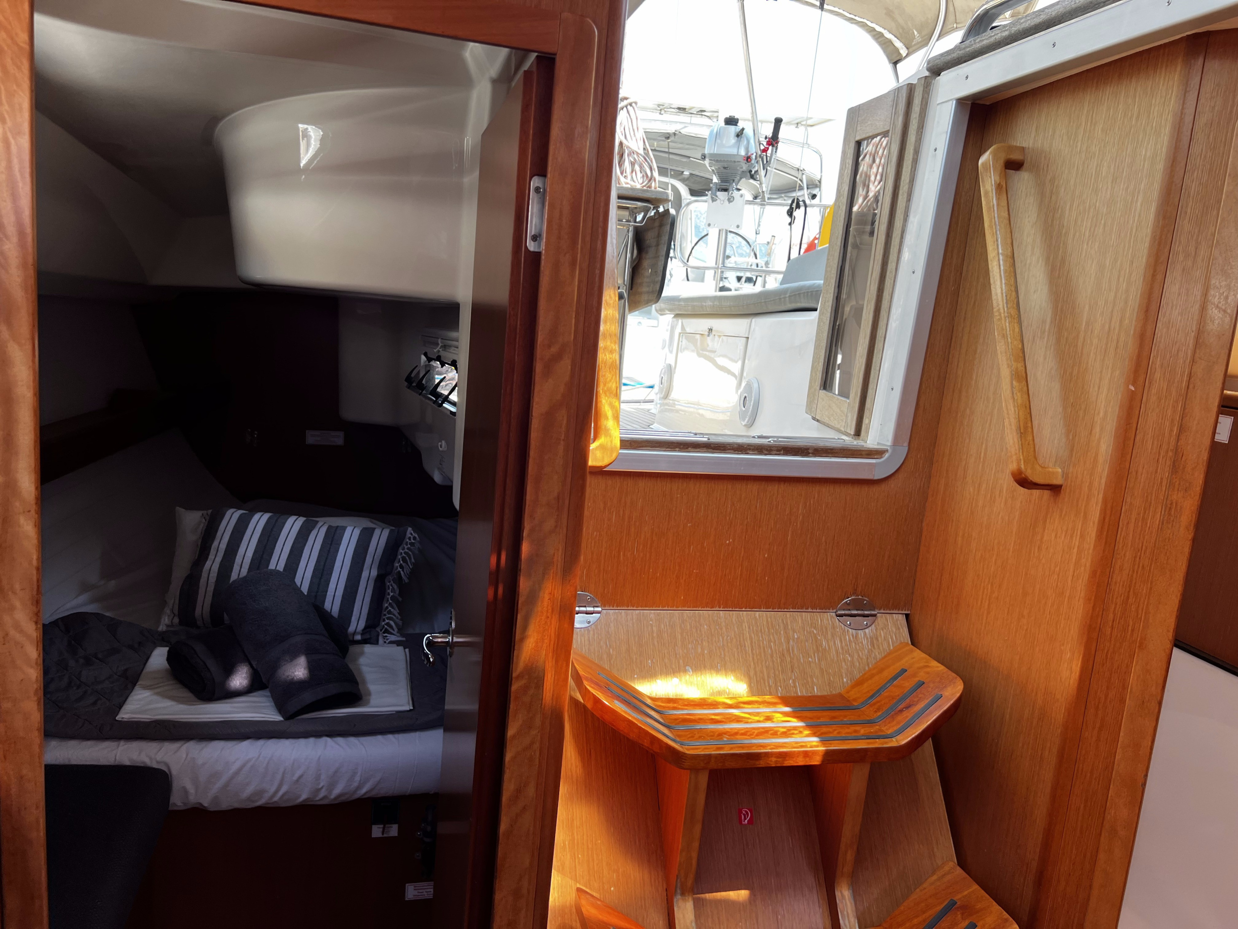 Photo #7 - Bavaria Cruiser 33 (BRIZO) en Lefkada - 18816