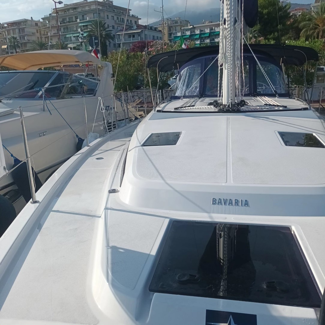 Photo #3 - Bavaria C42 (NEW Gioia) in Vibo Marina - 19520