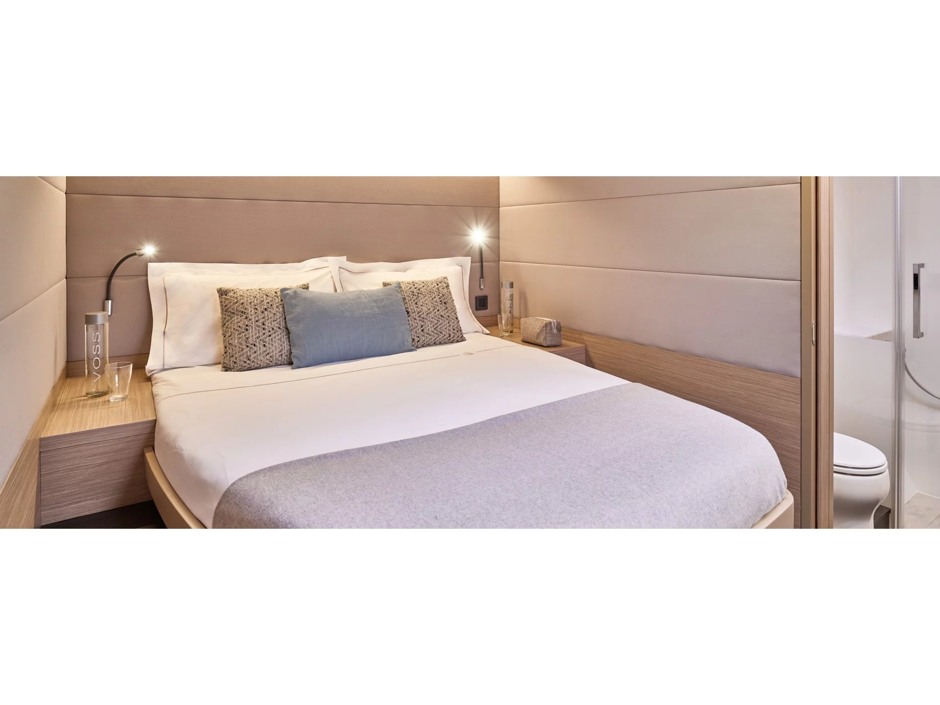 Lagoon 55 (HUMBLE ONE) Interior image - 17